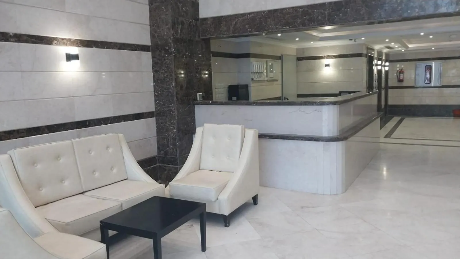 برج الوطن للاجنحه الفندقية Appartement